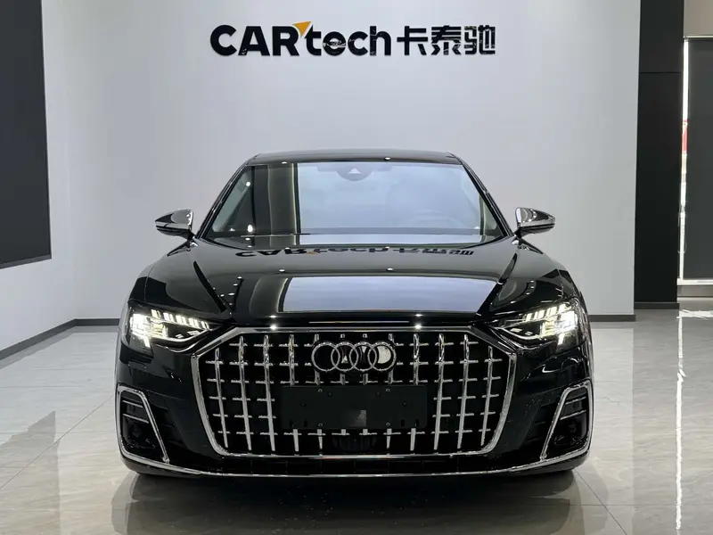 Audi A8 — фото 2
