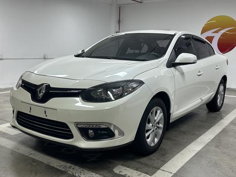 Renault 2015 2.0L Fashion