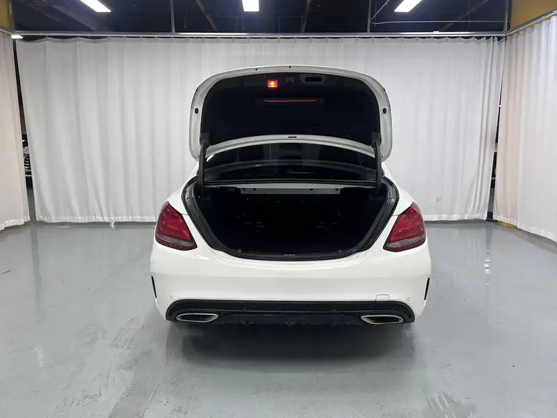 Mercedes-Benz C-Class C 200 Special Edition — фото 20