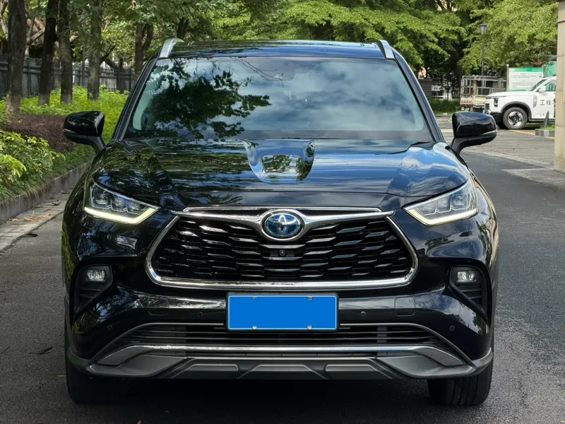 Toyota Highlander 2.5 L 4 WD Ultimate 7 — фото 2
