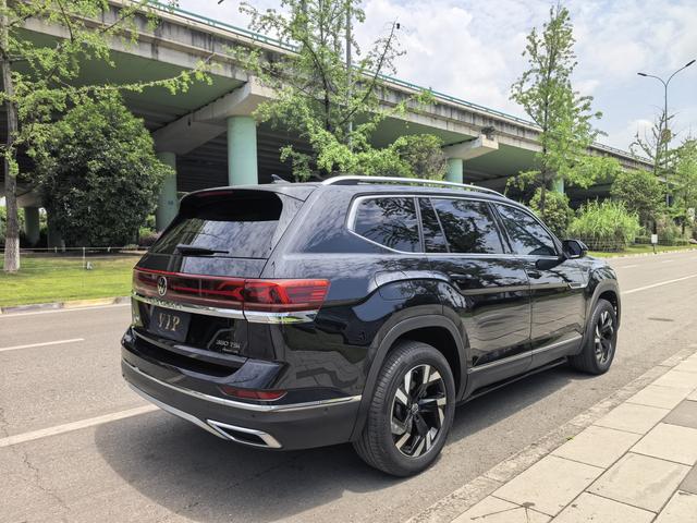 Volkswagen Tourang 2022 Черный из Китая, фото 5