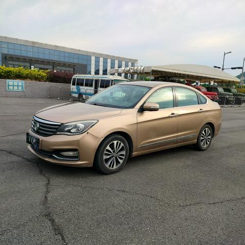 Dongfeng Aeolus A60