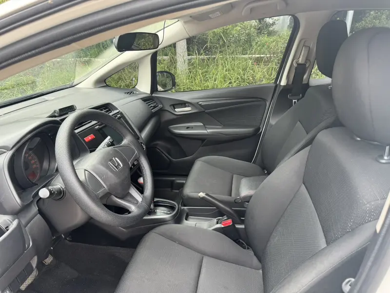 Honda Fit 1.5L LX CVT комфорт — фото 10