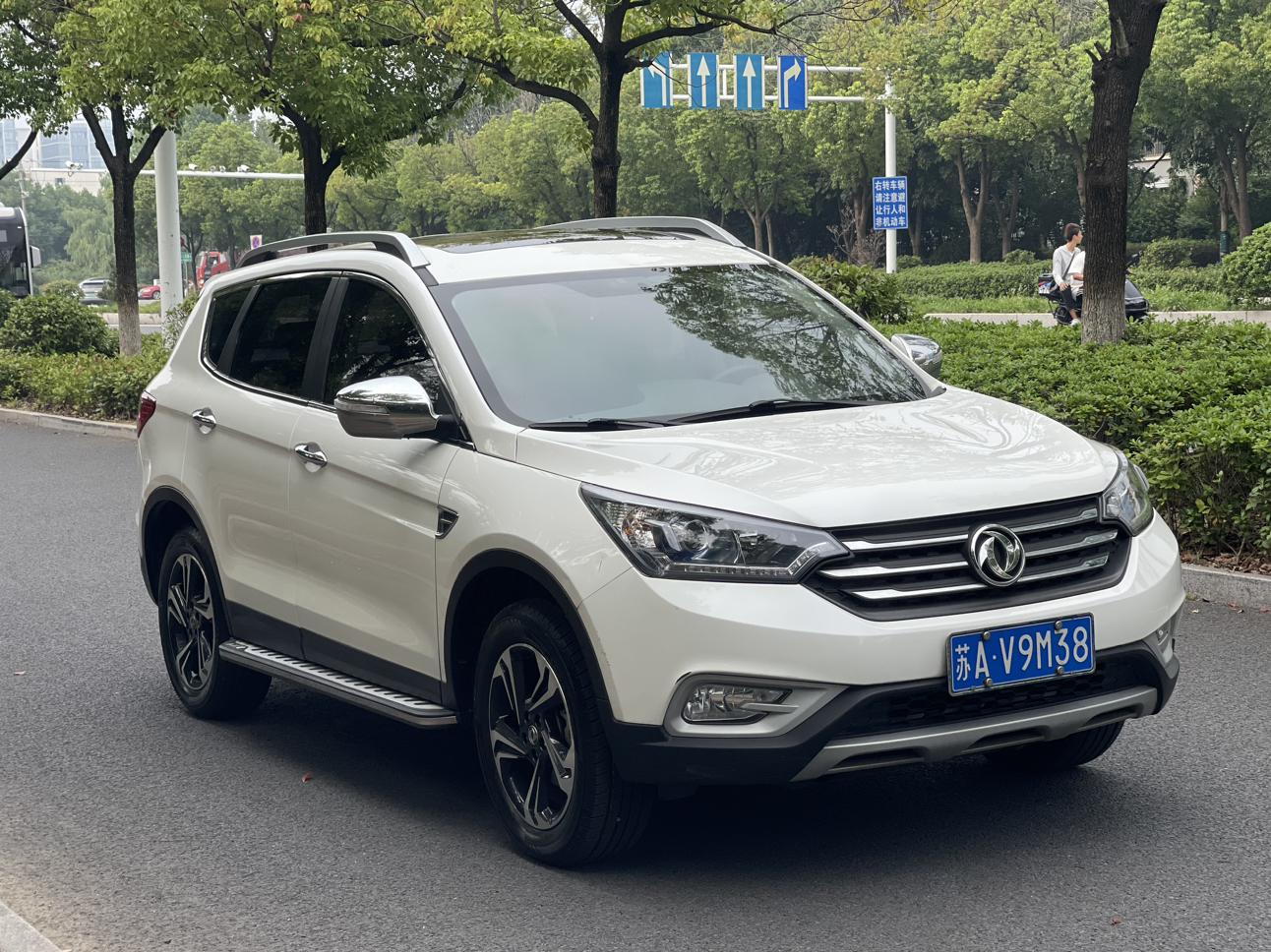 Dongfeng AX7 — фотографии объявления, Фото 3