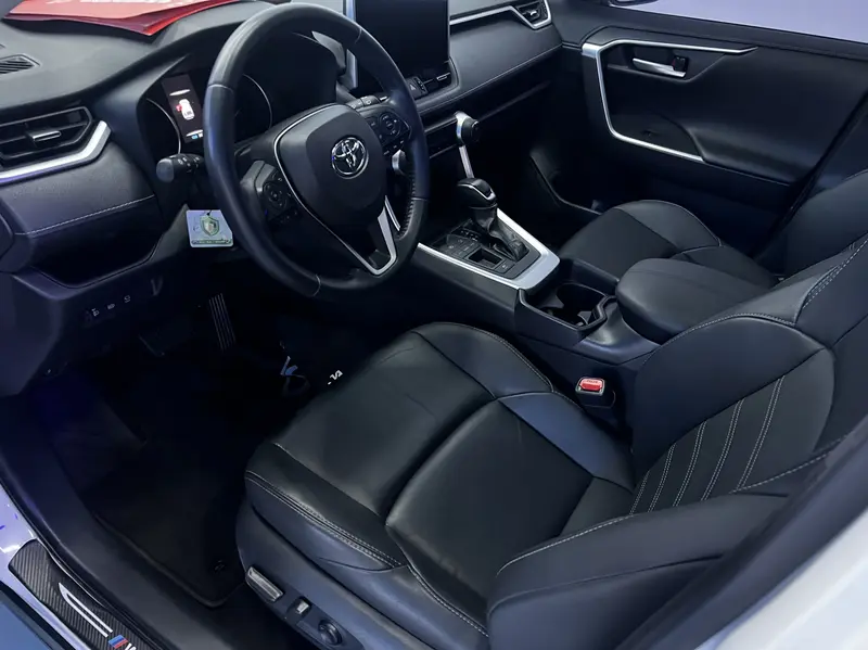Toyota Wildlander — фото 11