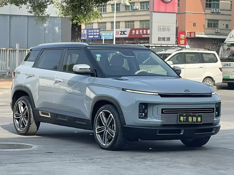 Geely Icon — фото 3