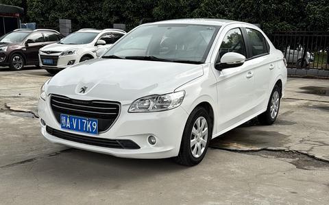 Peugeot 301 2014 1.6L AT Comfort