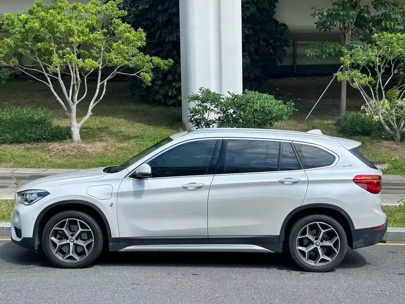 BMW X1 — фото 2