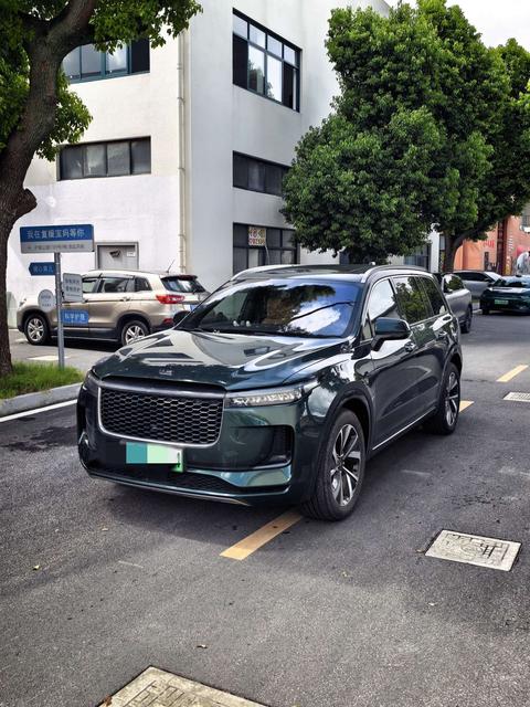 Li Auto ONE