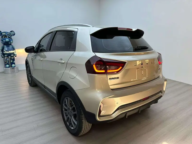 Geely Vision X3 — фото 4