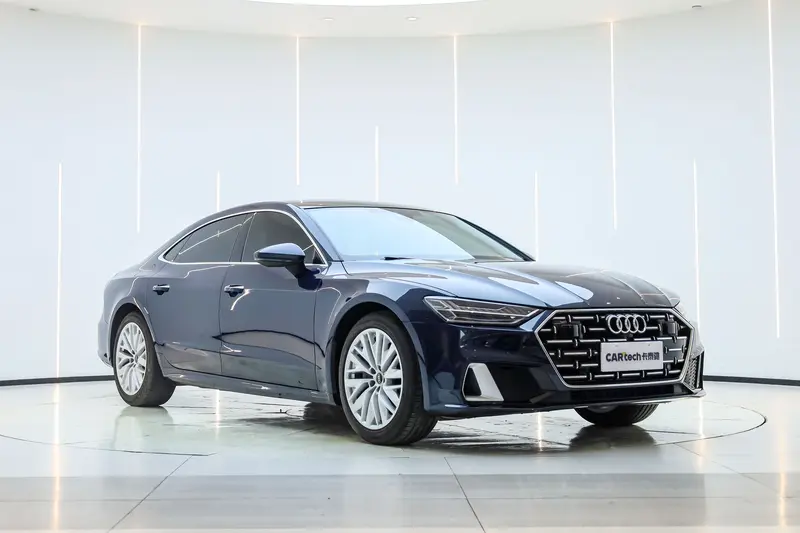 Audi A7L — фото 3
