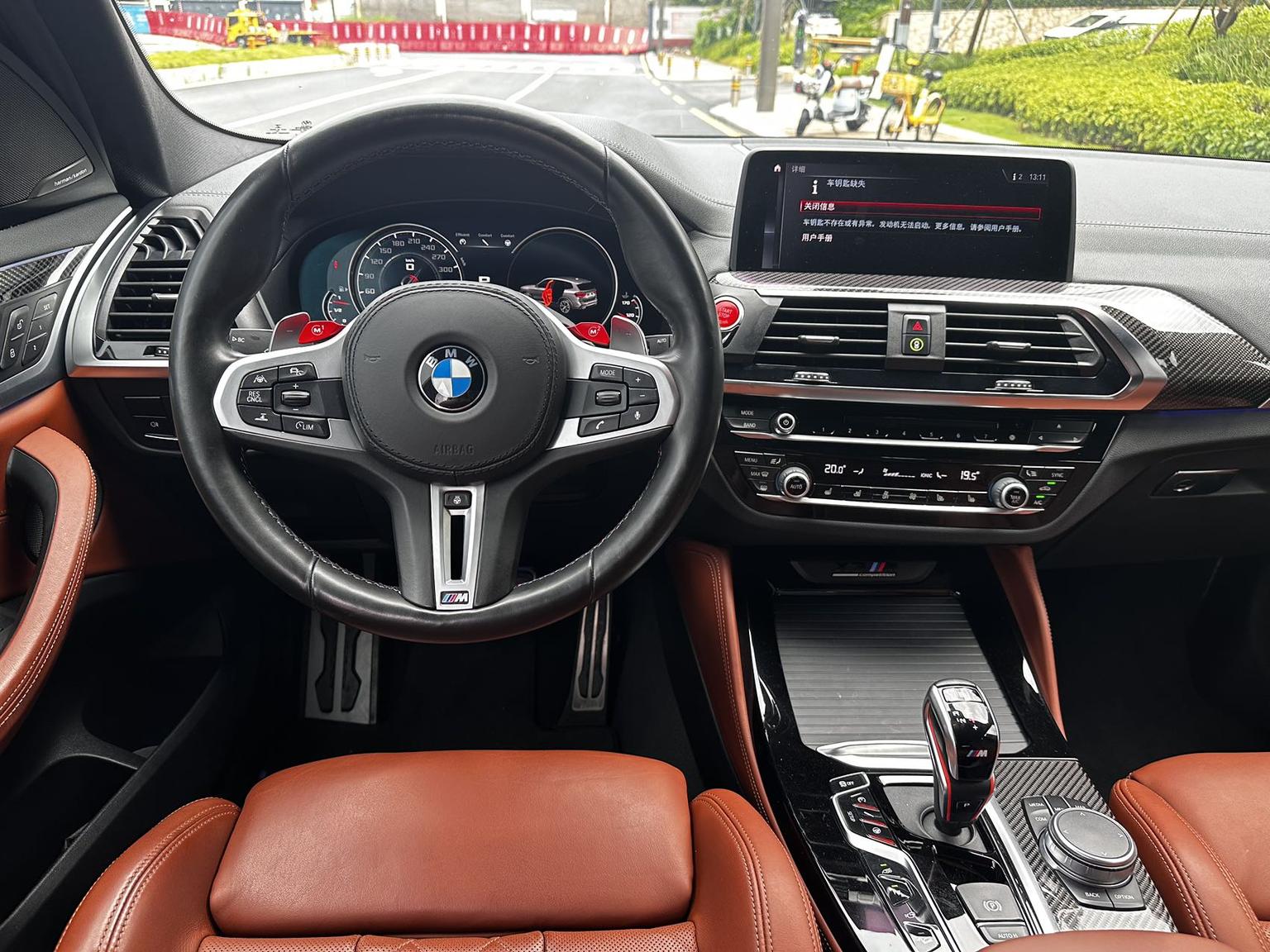 BMW X3 M: фотография 9 из 18
