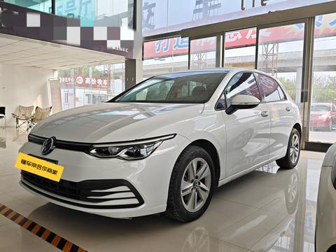 Volkswagen Golf - фото 1