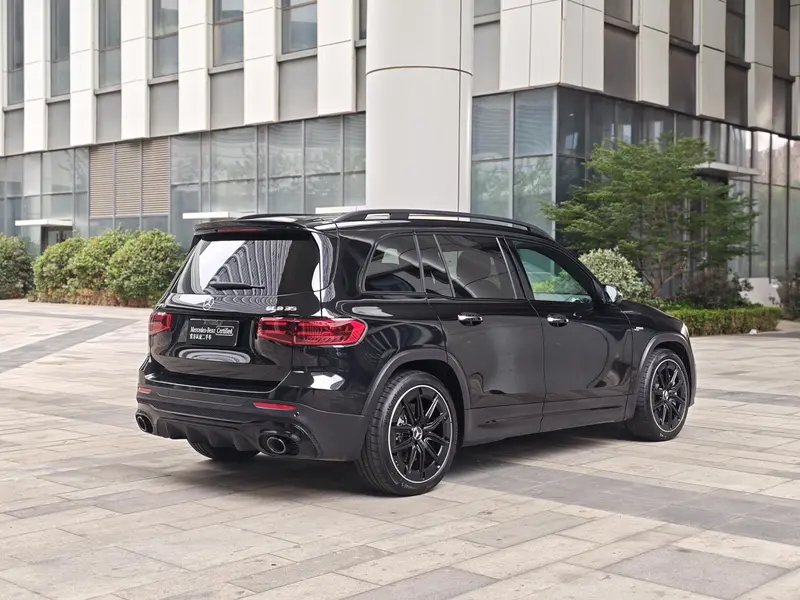 Mercedes-Benz GLB AMG — фото 7