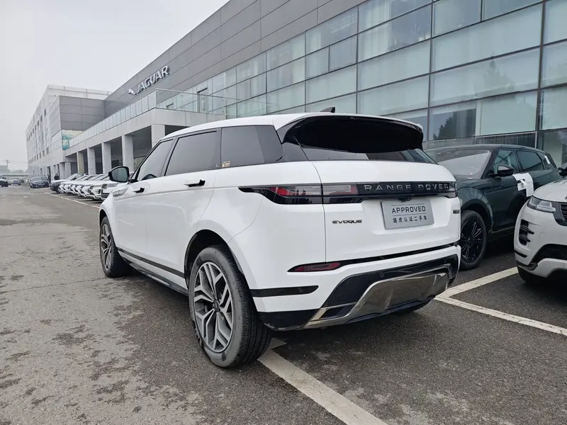 Land Rover Evoque L 2.0 T SE — фото 4
