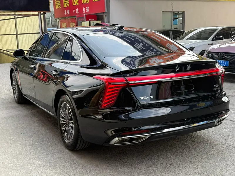 Hongqi H5 — фото 4