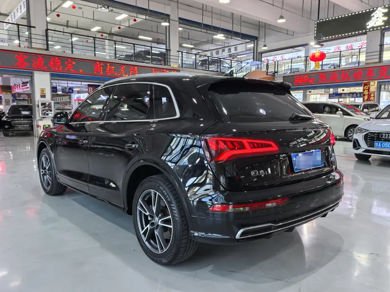Audi Q5L 40 TFSI стиль V — фото 4