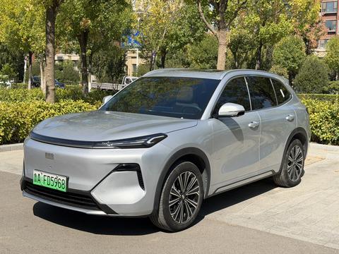 Geely Galaxy Starship 7 EM-i