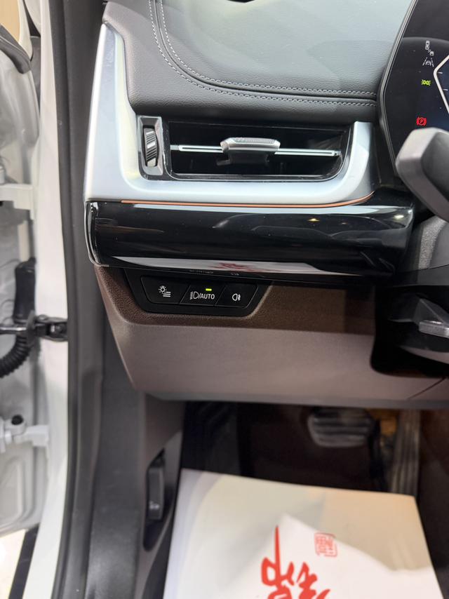 BMW X1 id 4387262 из Китая 9