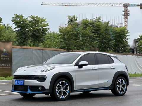 Lynk & Co 02