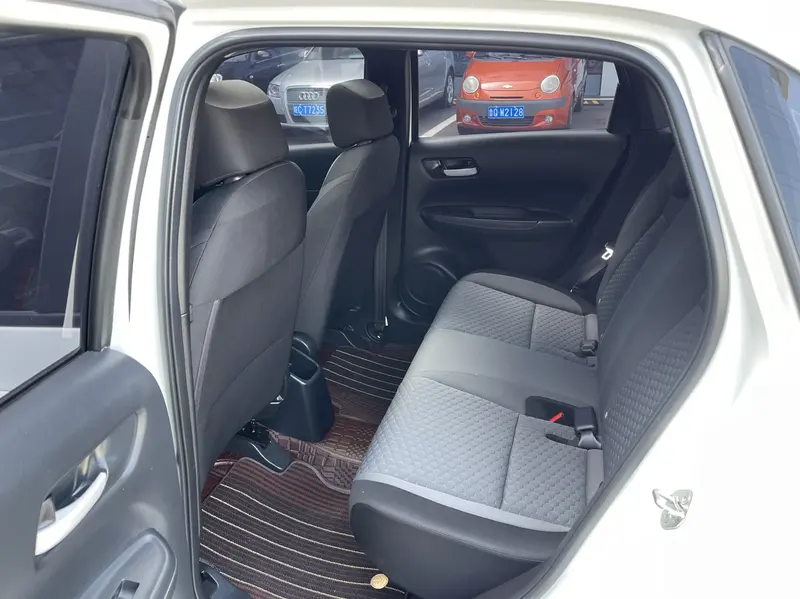 Honda Fit 1.5L CVT — фото 11