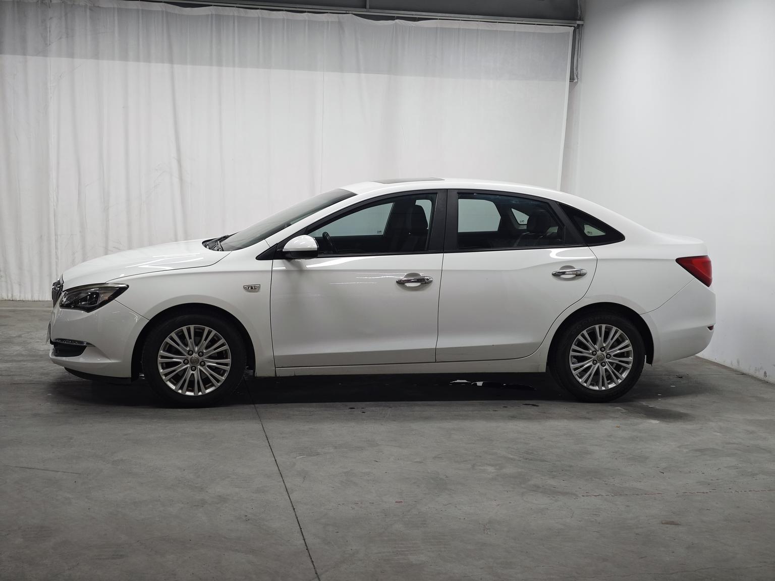 Buick Excelle — фотографии объявления, Фото 5