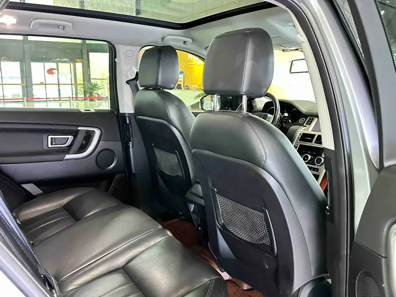 Land Rover Discovery Sport — фото 13