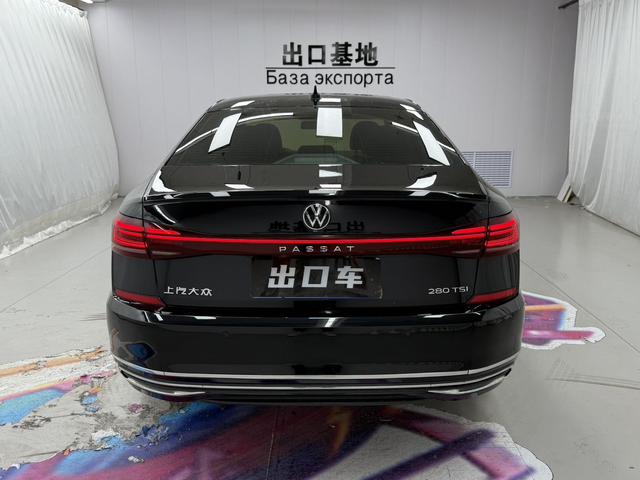 Volkswagen Passat 2022 Черный из Китая, фото 5