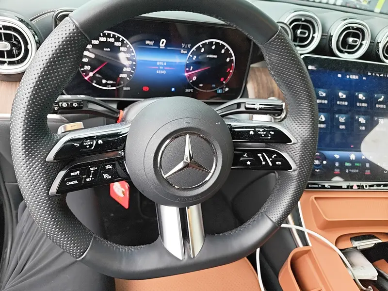 Mercedes-Benz GLC — фото 11