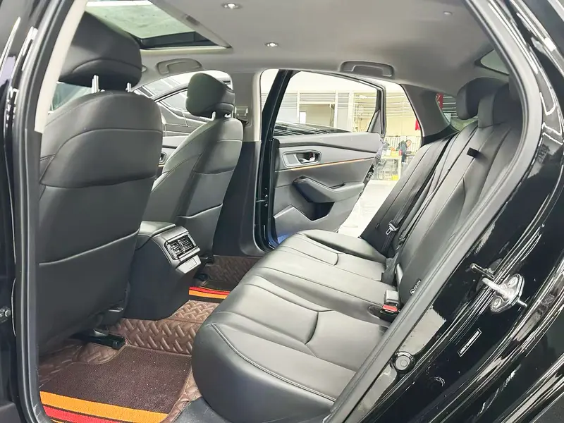 Honda Accord — фото 16