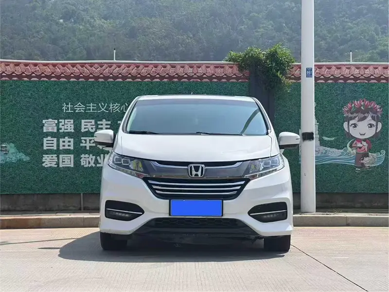 Honda Odyssey — фото 2
