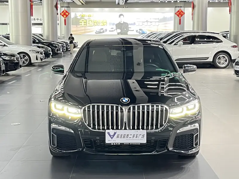 BMW 7 Series рестайлинг 730Li M спортпакет — фото 2