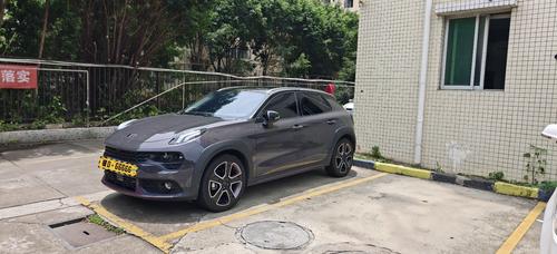 Lynk & Co 02