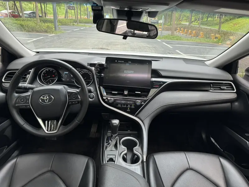 Toyota Camry 2.0 G Luxury — фото 8