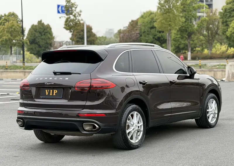 Porsche Cayenne 3.0 T — фото 4