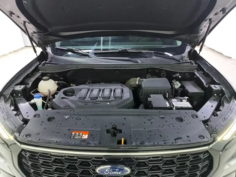 Ford Equator Sport — фото 12