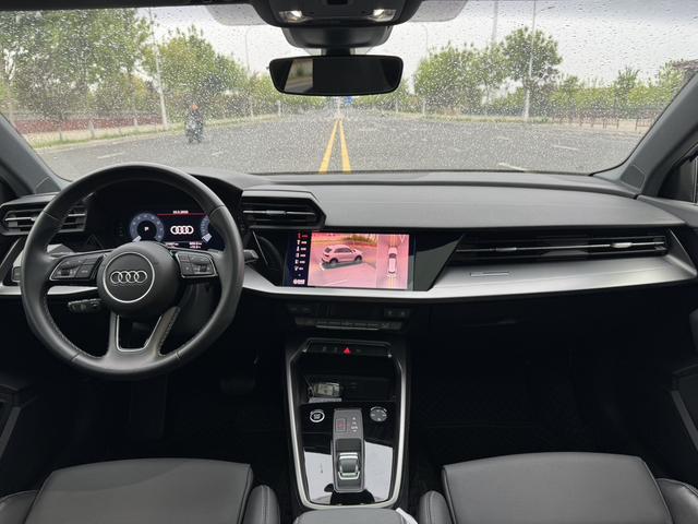 Audi A3 2023 Белый из Китая, фото 5