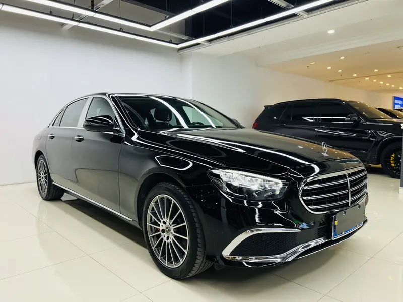 Mercedes-Benz E-Class E 260 L — фото 3