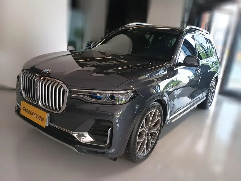 BMW X 7 x Drive 40i Luxury Package
