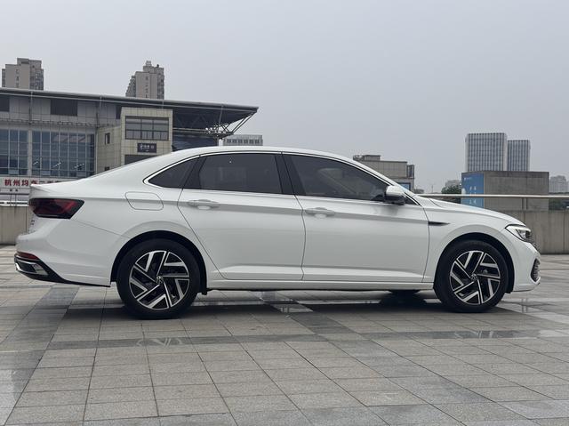 Volkswagen Sagitar id 4392159 из Китая 9
