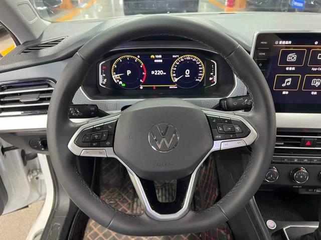 Volkswagen Lavida 2024 Белый из Китая, фото 3