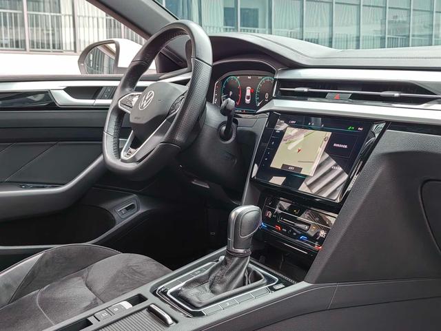 Volkswagen CC 2022 Белый из Китая, фото 6