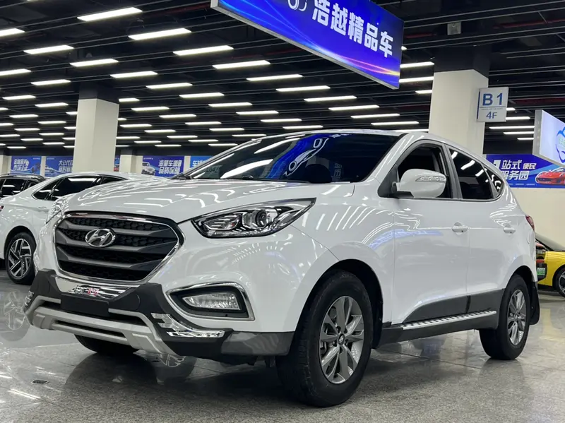 Hyundai ix35 — фото 1