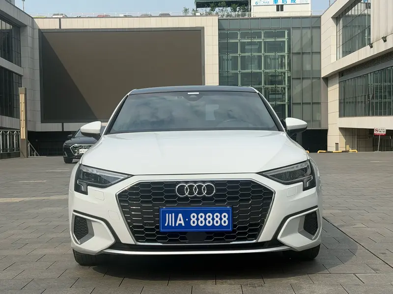 Audi A3 — фото 2