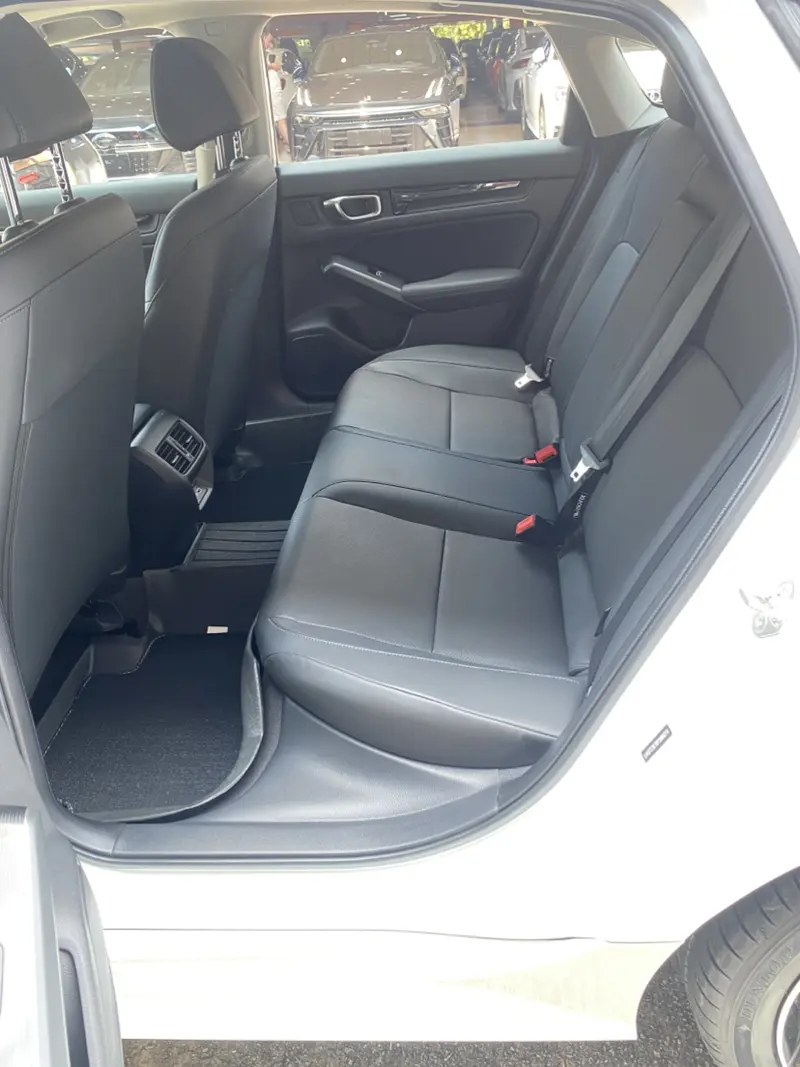 Honda Integra HATCHBACK 240TURBO CVT· люкс — фото 14