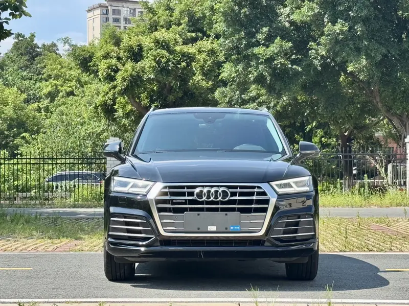 Audi Q5L — фото 2
