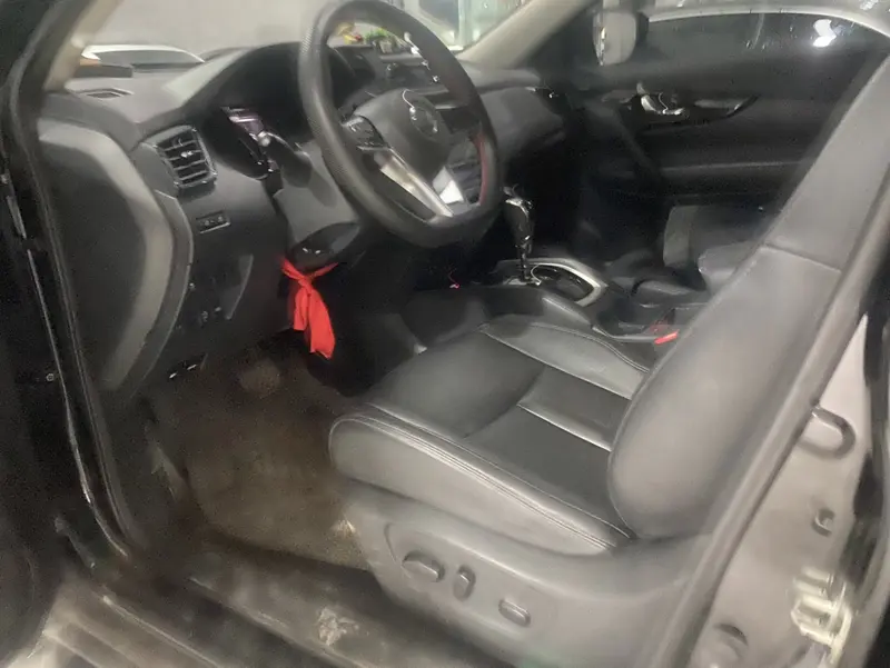 Nissan X-Trail — фото 10