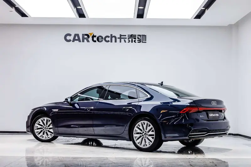 Audi A7L — фото 4