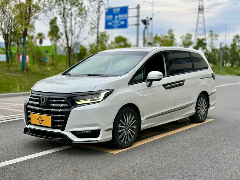 Honda Elysion 2.0 L Luxury