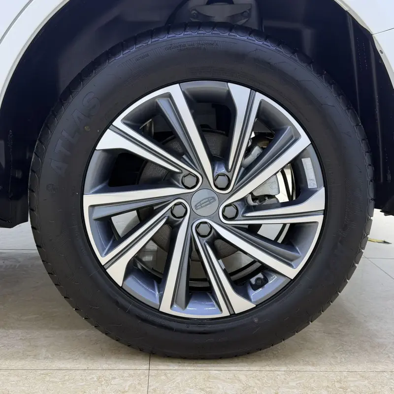 Geely Vision X6 — фото 7